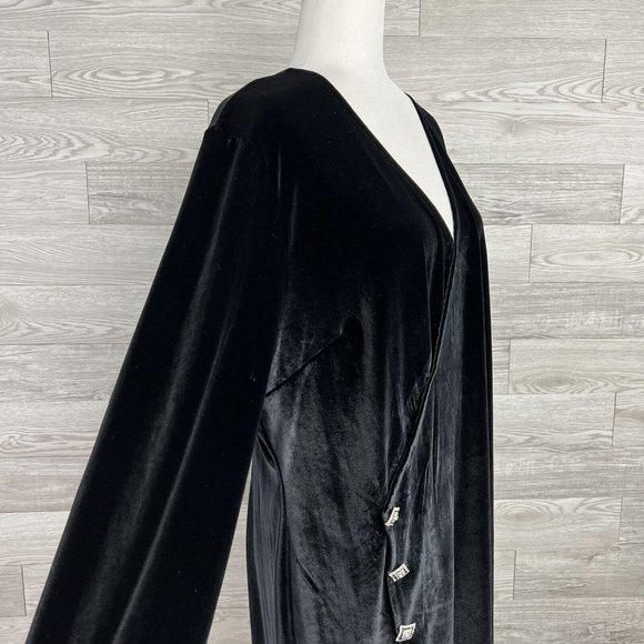 DALIA MACPHEE Plus Size 2X Velvet Surplice Bodice Shine Button Dress NWT - Picture 9 of 12